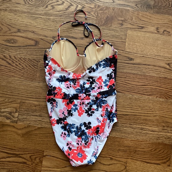 NWOT Modcloth Floral Swimsuit - Picture 2 of 4